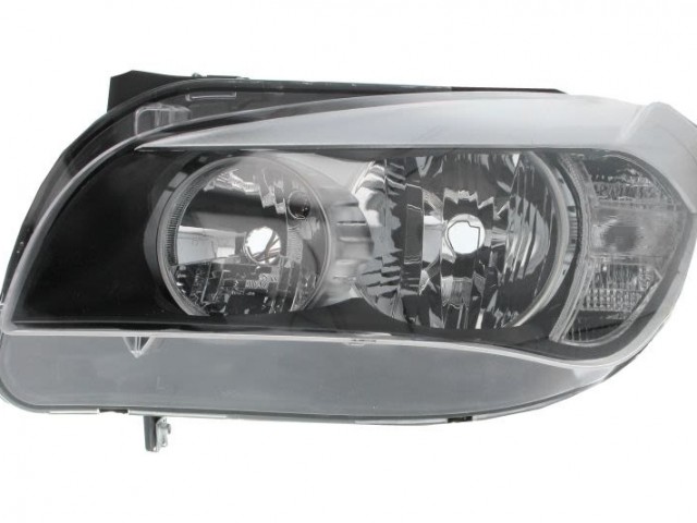 BMW X1 (E84)   2012.07.01-2015.08.31 utángyártott új bal első fényszóró H7/H15 fekete h.  (motorral) TYC