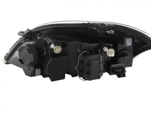 Toyota Corolla 2002-2004 utángyártott új jobb első fényszóró 2H7 3/5 ajtós (motoros) DEPO