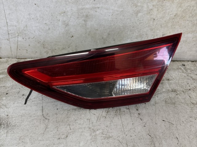 213776 Seat Leon 5F 2012-2020 2012-2020 Lámpa , Fényszóró használt jobb hátsó belső