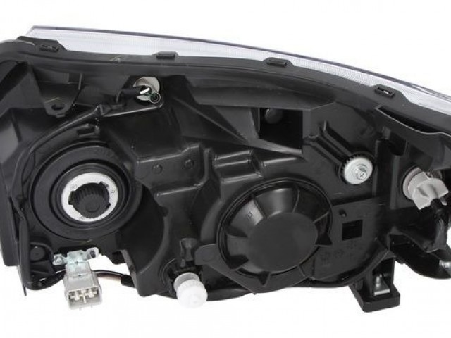 Subaru Forester 2008-2013 utángyártott új jobb első fényszóró H7/HB3 (motoros) DEPO