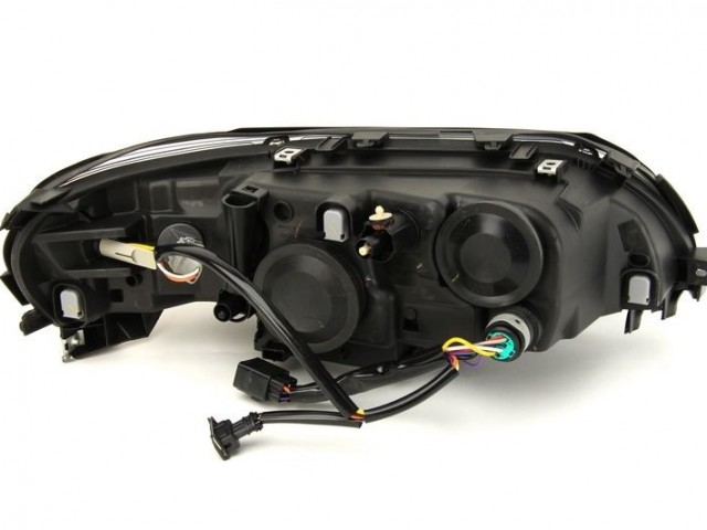Volvo S60 2004-2009 utángyártott új bal első fényszóró H7/H9 fekete házas (belülröl áll.is) DEPO