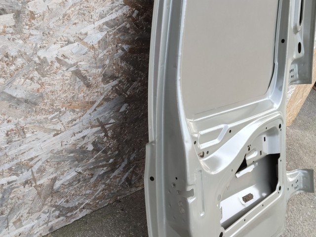 Citroen Berlingo 2008-2018 utángyártott új bal hátsó, zárt raktérajtó