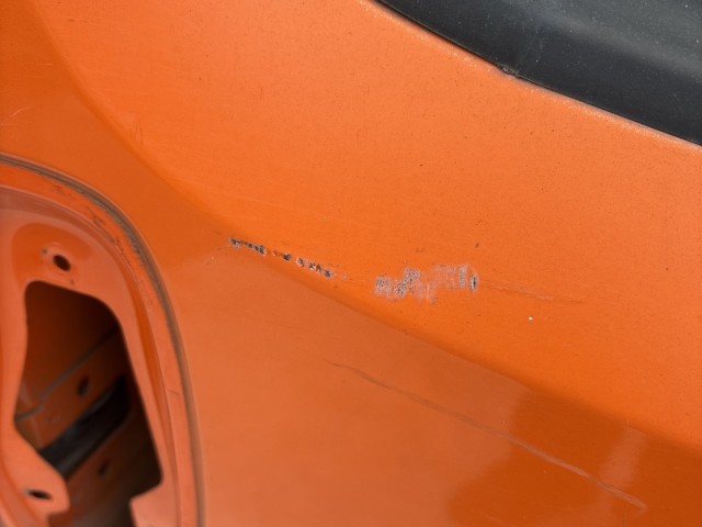 213799 Fiat Fiorino , Qubo, Citroen Nemo, Peugeot Bipper jobb első ajtó, a képen látható sérüléssel  