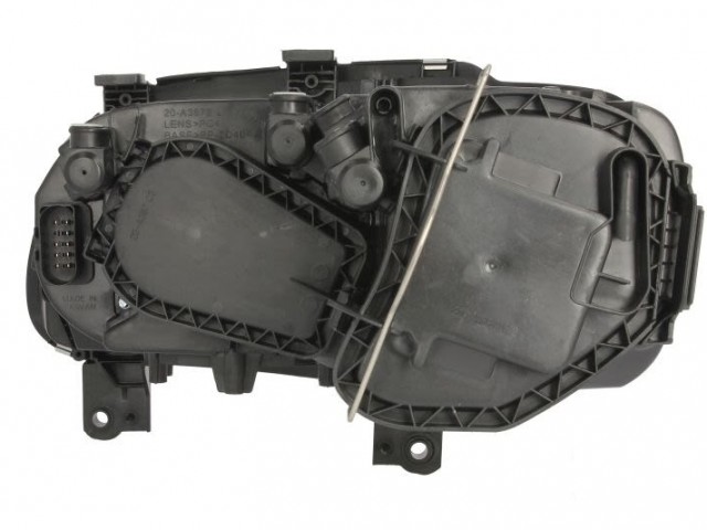 Volkswagen Caddy III.  2004.02.01-2009.12.31 utángyártott új jobb első fényszóró H7/H1 fekete házas (motorral) TYC