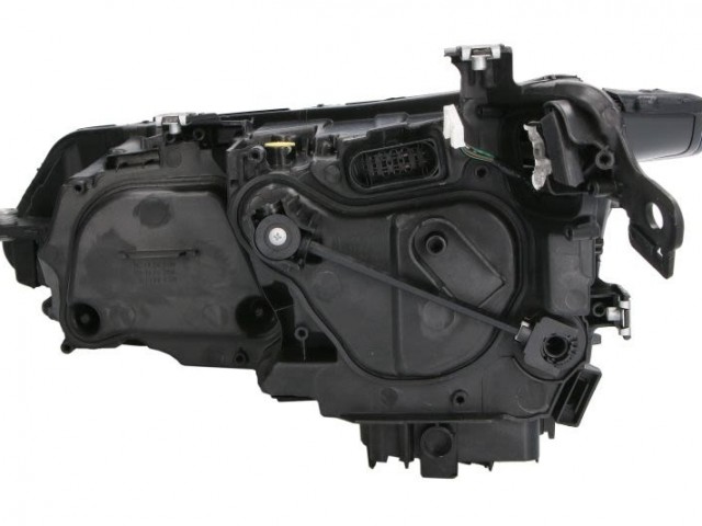 Volkswagen Golf VIII. 2019.11.01-  utángyártott új jobb első fényszóró LED elektr.nélk. króm csíkos TYC