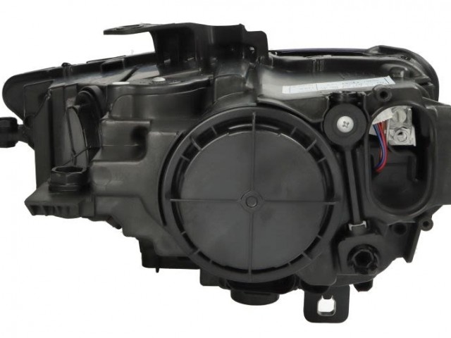 Volkswagen Polo Mk6 2017.06.01-2021.06.20 utángyártott új bal első fényszóró LED (motorral) króm betét TYC