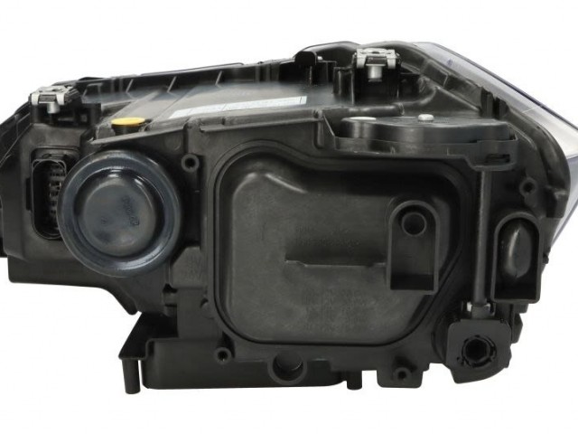 Volkswagen Polo Mk6 2017.06.01-2021.06.20 utángyártott új jobb első fényszóró LED (motorral) króm betét TYC