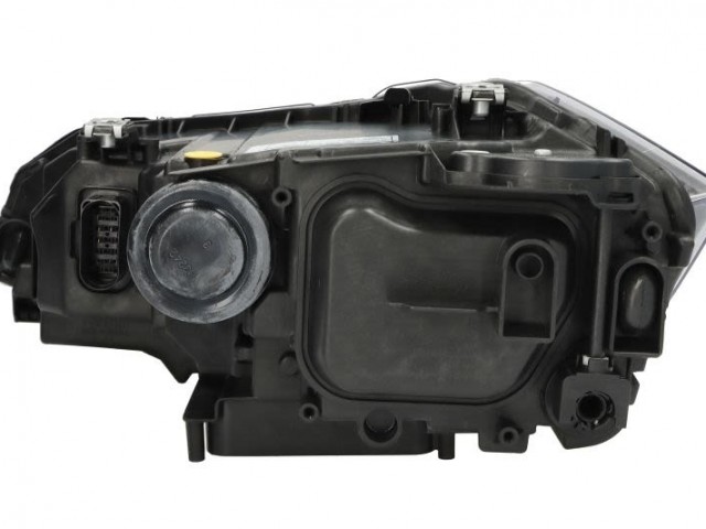 Volkswagen Polo Mk6 2017.06.01-2021.06.20 utángyártott új jobb első fényszóró LED (motorral) piros betét GTI TYC