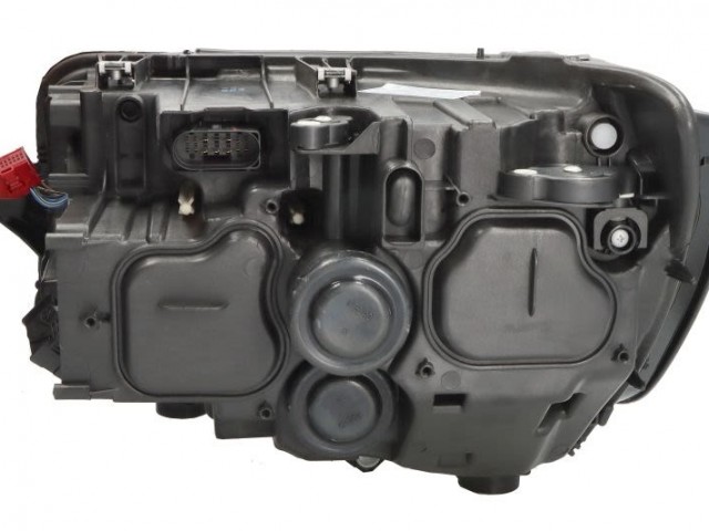 Volkswagen Transporter T6  2015.07.01-2020.01.31 utángyártott új jobb első fényszóró LED (elektr.nélkül) TYC