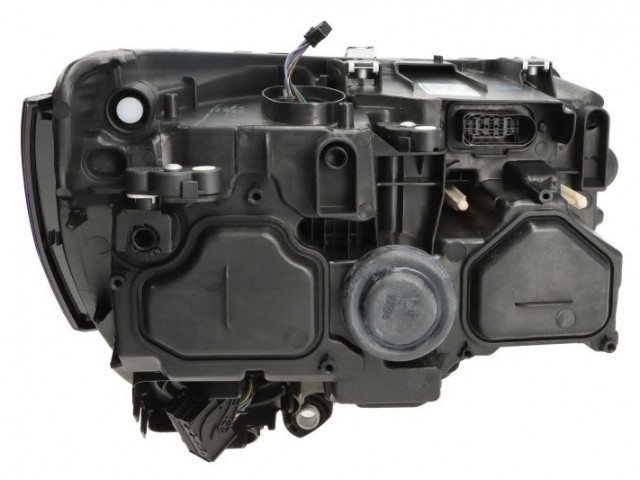Volkswagen Transporter T6 2019.11.02- utángyártott új bal első fényszóró LED (motorral) elektr.nélk. TYC