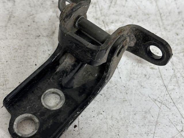Subaru Legacy 2009-2014 2009-2014 Ajtózsanér használt jobb hátsó alsó