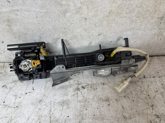 Subaru Legacy 2009-2014 2009-2014 Kilincs használt bal első külső