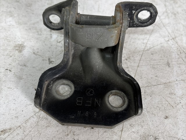 Subaru Legacy 2009-2014 2009-2014 Ajtózsanér használt jobb első alsó