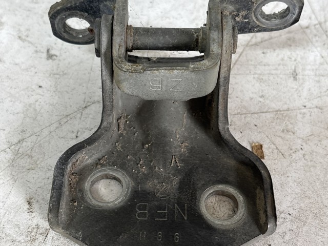Subaru Legacy 2009-2014 2009-2014 Ajtózsanér használt bal első felső