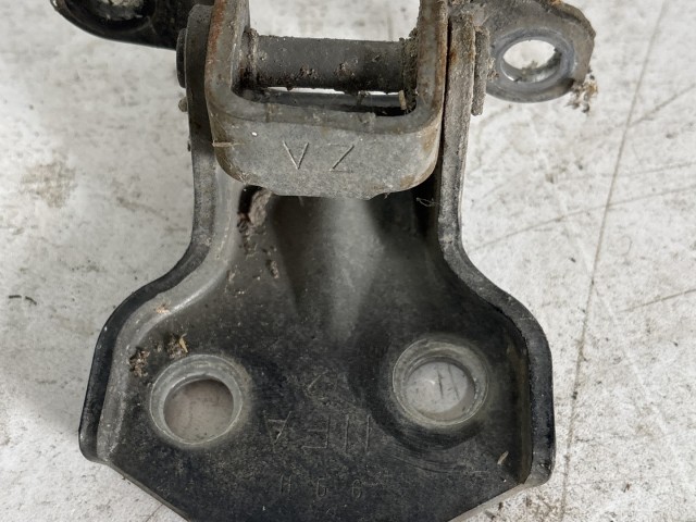 Subaru Legacy 2009-2014 2009-2014 Ajtózsanér használt bal első alsó