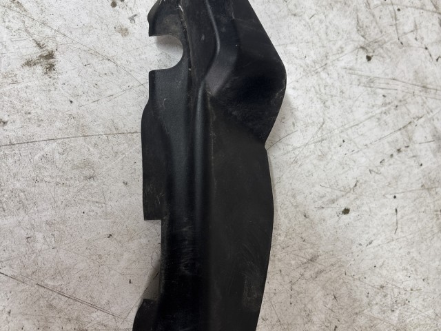 Subaru Legacy 2009-2014 2009-2014 Külső műanyag alkatrészek használt bal hátsó ajtó