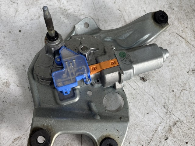 Ablaktörlő motor