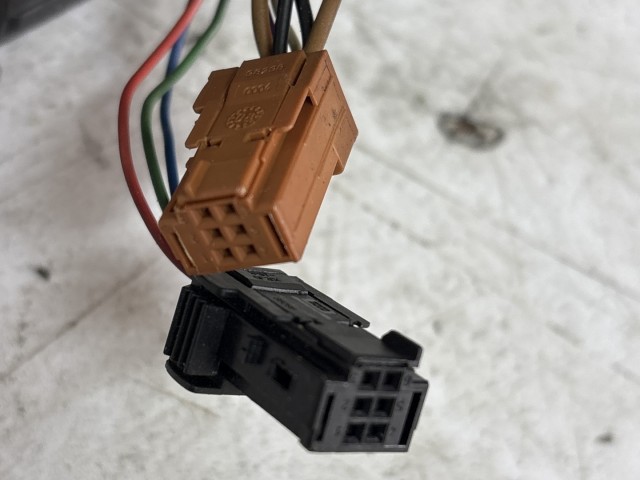 213863 Citroen Berlingo 2008-2018 2008-2018 Tükör használt elektromos Jobb  9 a képen látható sérüléssel