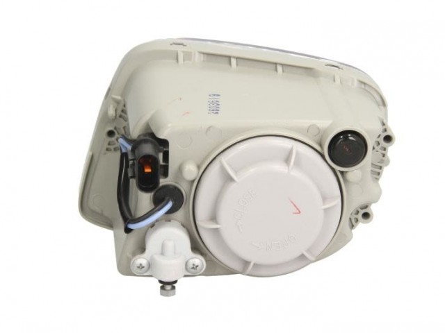 Hyundai Elantra 2001-2003 utángyártott új jobb első ködlámpa H3 DEPO
