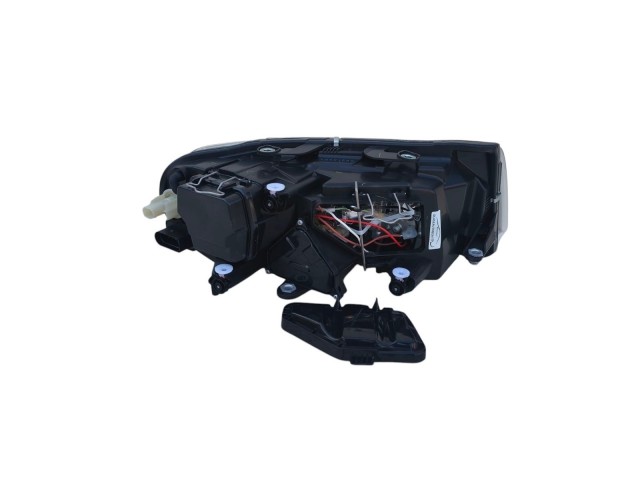 Skoda Superb I. 2001.12.01-2008.10.31 utángyártott új bal első fényszóró H7/2H3 ködl. (motorral) DEPO