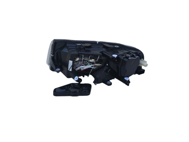 Skoda Superb I.  2001.12.01-2008.10.31 utángyártott új jobb első fényszóró H7/2H3 ködl. (motorral) DEPO