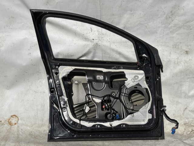 213968 Lancia Delta 2008-2014 bal első ajtó fekete 