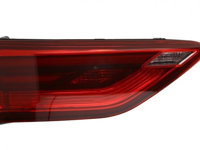 Volkswagen Golf VIII.   2019.11.01- utángyártott új bal hátsó lámpa kpl. belső LED (5ajtós+kombi)