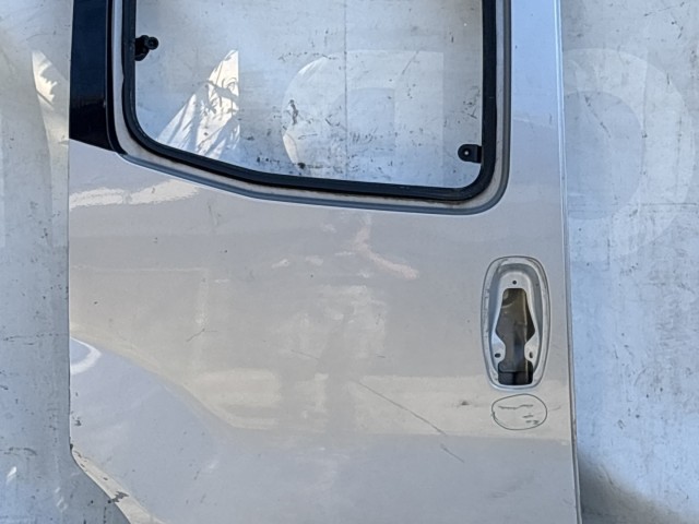 213961 Fiat Fiorino , Qubo, Citroen Nemo, Peugeot Bipper jobb oldali toló ajtó 