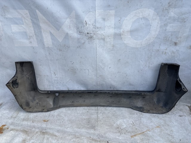 216011 Fiat Fiorino, Qubo, Citroen Nemo, Peugeot Bipper 2007-2024 hátsó lökhárító, a képen látható sérüléssel