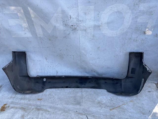 216009 Fiat Fiorino, Qubo, Citroen Nemo, Peugeot Bipper 2007-2024 hátsó lökhárító, a képen látható sérüléssel