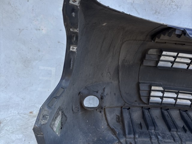 216007 Fiat Fiorino, Qubo 2007-2016 első lökhárító,a képen látható sérüléssel