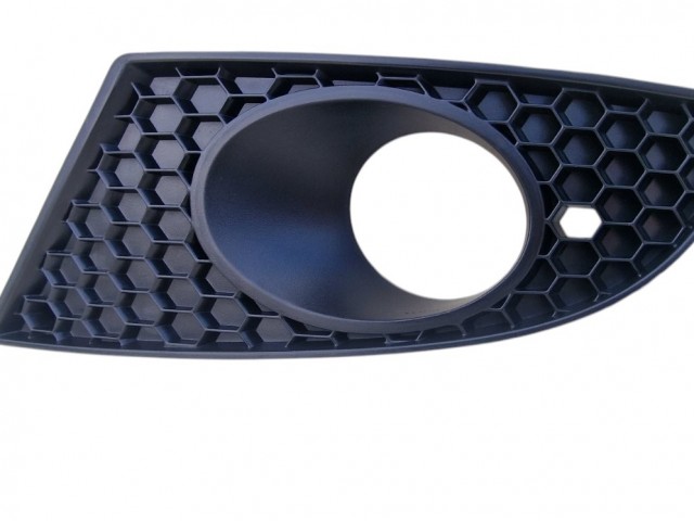 Seat Leon 2005.09.01-2009.02.28 utángyártott új bal első ködlámpa keret