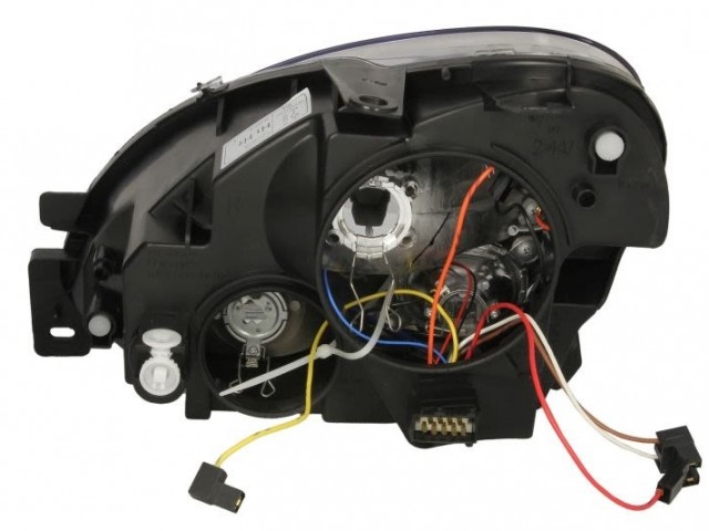 Citroen Xsara   2000.11-2002.12.31 utángyártott új jobb első fényszóró H1/H3/H7  (motorral) TYC