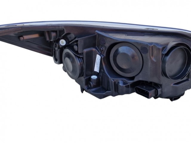 Ford Focus III. 2011.03.01-2014.09.31 utángyártott új bal első fényszóró H1/H7 króm h. (motorral) DEPO