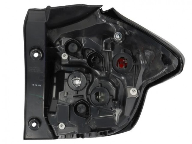 Mazda 2 Hybrid 2022.01.01- utángyártott új bal hátsó lámpa LED