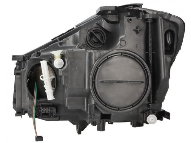 Mercedes Benz A-Class (W176)  2012.09.01-2018.05.03 utángyártott új jobb első fényszóró H7/H15+nappali fény (motorral) TYC