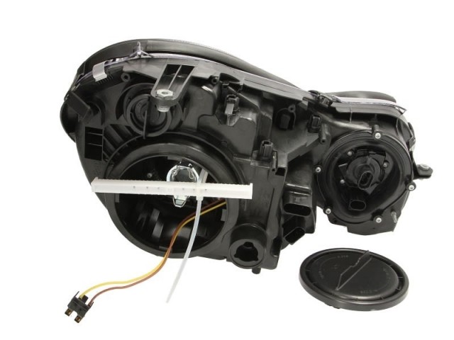 Mercedes Benz E-Class W211 2002.04.01-2006.06.30 utángyártott, új Fényszóró 2H7 bal (motoros) TYC