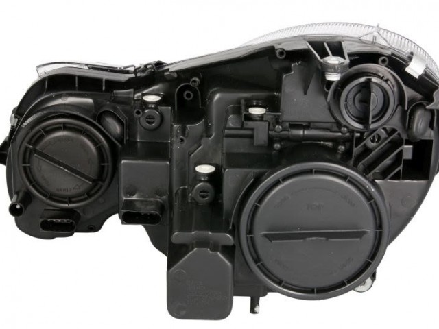 Mercedes Benz E-Class W211  2006.07.01-2009.02. utángyártott új jobb első fényszóró 2H7 (motorral) TYC