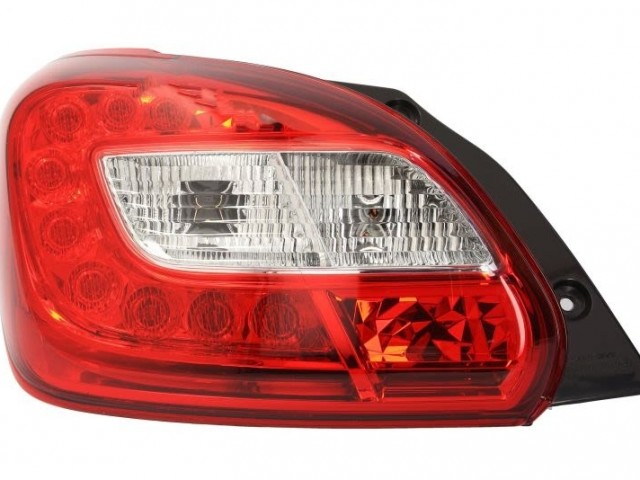 Mitsubishi Space Star 2012.11.01-2019.10.  utángyártott új bal hátsó lámpa kpl. LED