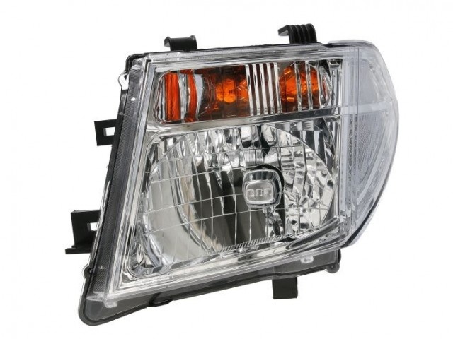 Nissan Navara 2005.05.01-2007.06 utángyártott új bal első fényszóró H4 (motorral) TYC
