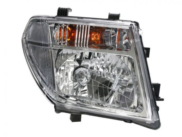 Nissan Navara 2007.07-2010.01 utángyártott új jobb első fényszóró H4 (motorral)  TYC