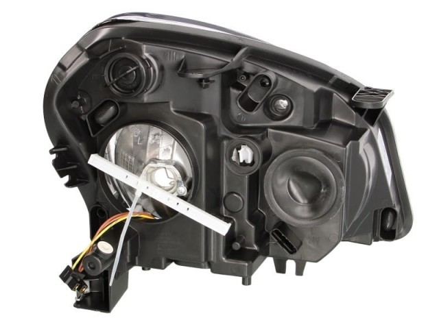 Nissan Qashqai   2007.03.01-2010.04.30  utángyártott új bal első fényszóró 2H7 (motoros) TYC