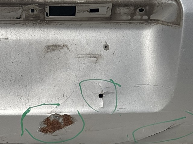 216596 Fiat Fiorino, Qubo 2007-2024 csomagtérajtó, a képen látható sérüléssel