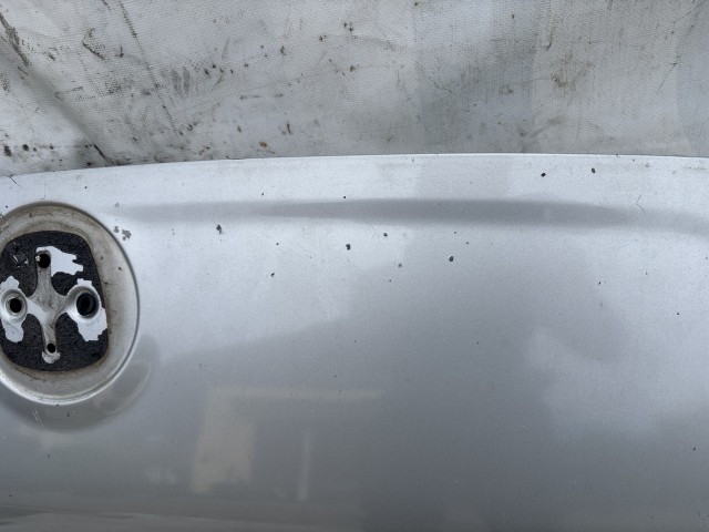 216075 Fiat Fiorino , Qubo 2007-2024 motorháztető, a képen látható sérüléssel