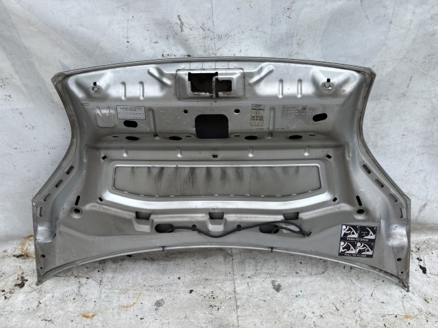 216075 Fiat Fiorino , Qubo 2007-2024 motorháztető, a képen látható sérüléssel