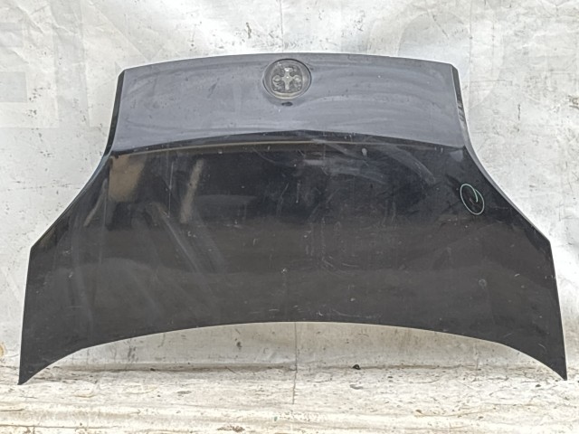 216073 Fiat Fiorino , Qubo 2007-2024 motorháztető, a képen látható sérüléssel