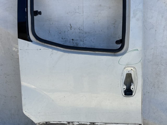 216072 Fiat Fiorino , Qubo, Citroen Nemo, Peugeot Bipper jobb oldali toló ajtó, a képen látható sérüléssel
