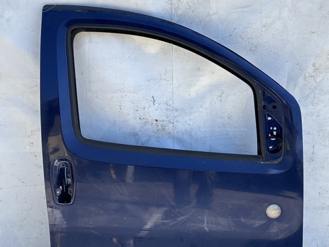 216070 Fiat Fiorino , Qubo, Citroen Nemo, Peugeot Bipper jobb első, a képen látható állapotban 
