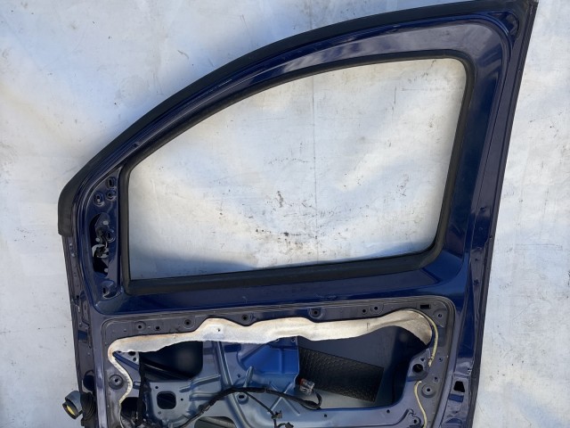 216070 Fiat Fiorino , Qubo, Citroen Nemo, Peugeot Bipper jobb első, a képen látható állapotban 