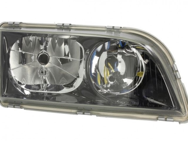 Volvo S40 utángyártott új jobb első fényszóró 2H7 00.7-03.12 fekete házas (bel.áll.) TYC